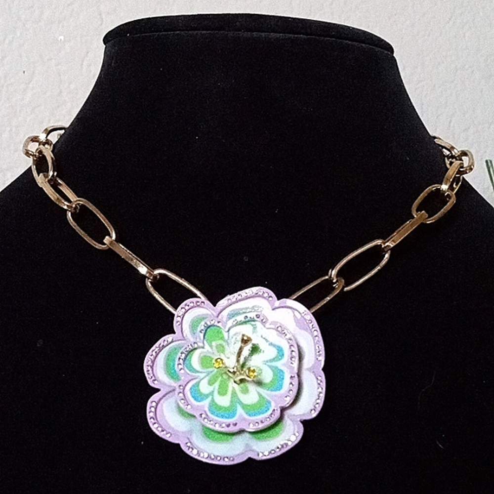BETSEY JOHNSON Pastel Purple Flower Pendant Sweater Necklace.